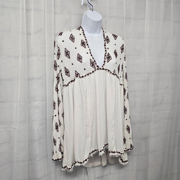 Free People White Plum Peasant Blouse Boho Embroidered Gypsy Hippie M - Picture 4 of 11